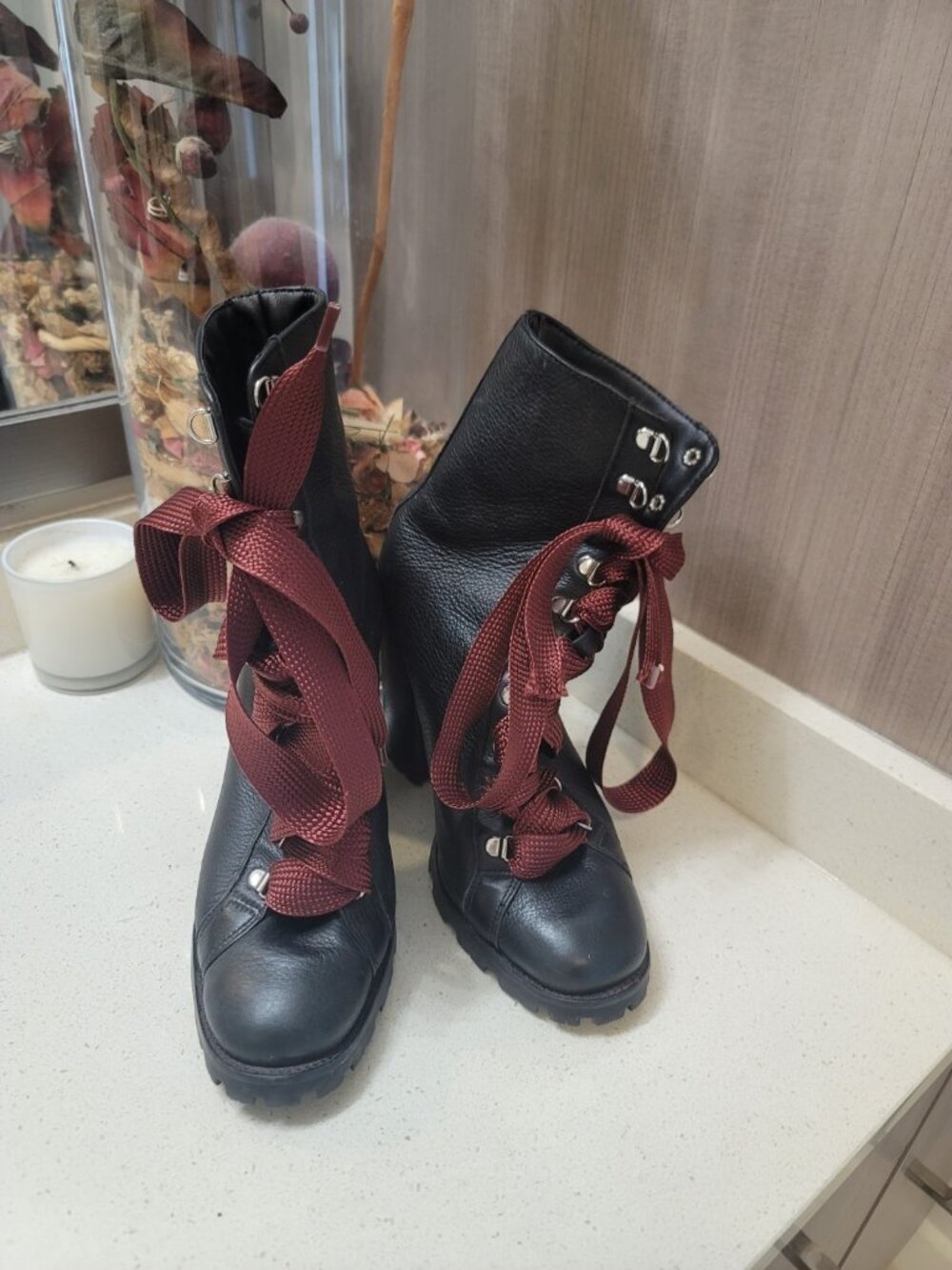 Schutz Zara Lace Up Combat Style Block Heel Booties Leather Booties Size 9 B - Picture 2 of 11